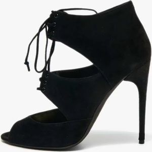 9.5 /39.5 Tom Ford Suede Booties